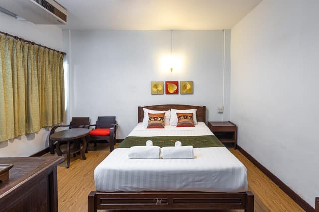 Double Bed