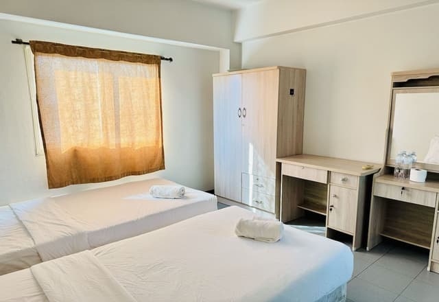 Standard Twin Room