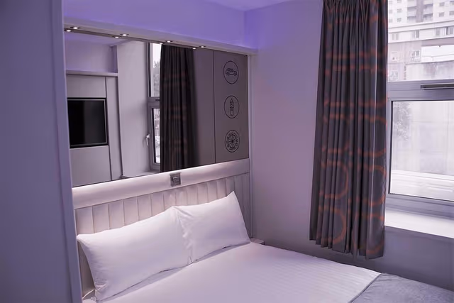 Accessible Double without Window