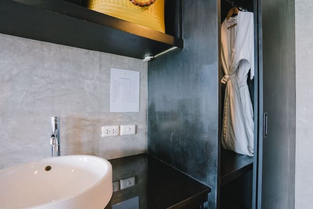 Deluxe Double Studio with Sea View and Bath