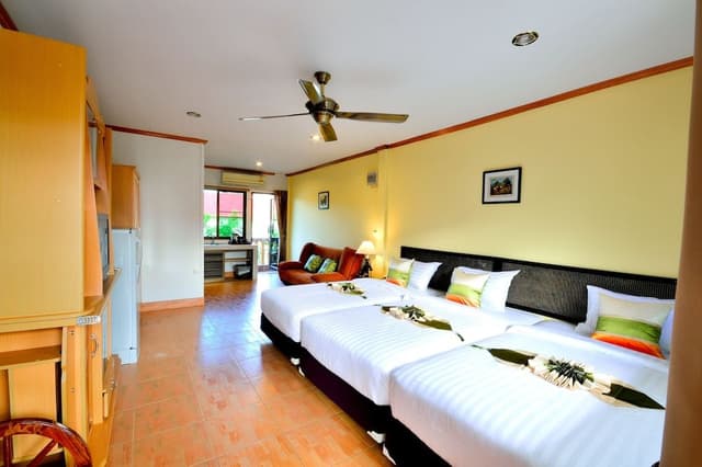 Deluxe Triple Room