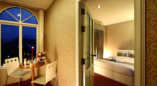 Junior Suite, 2 Queen Beds, Non Smoking, Mountain View