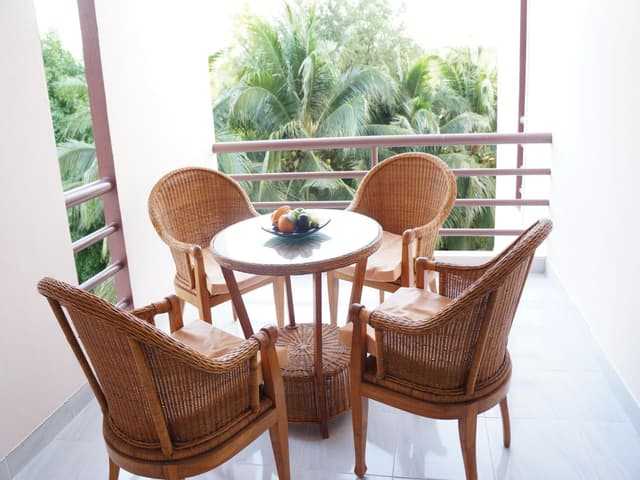 Deluxe with Kitchen