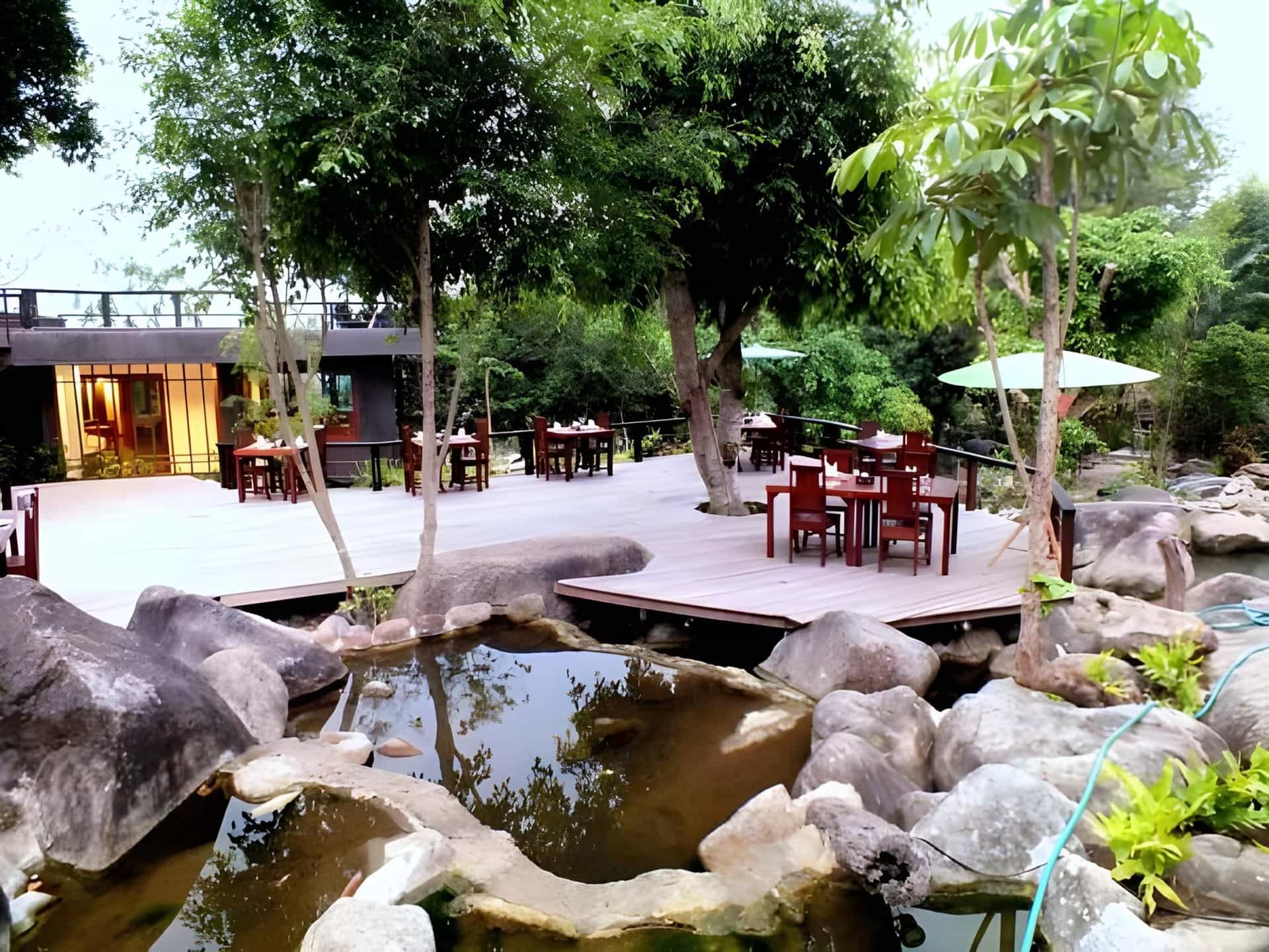 บุร รีสอร์ท บุร รีสอร์ท