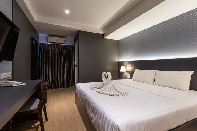 Deluxe Double or Twin Room, 1 Bedroom, Non Smoking