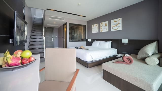 Executive Suite