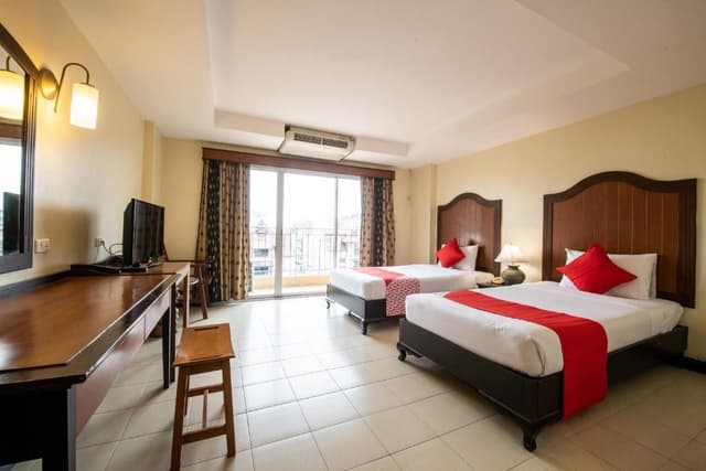 Deluxe Twin Room
