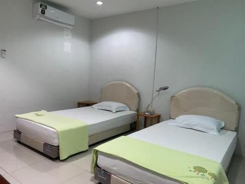Standard Twin Bed