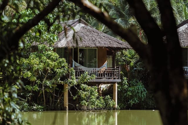 Grand Pond View Cottage (Adults Only)
