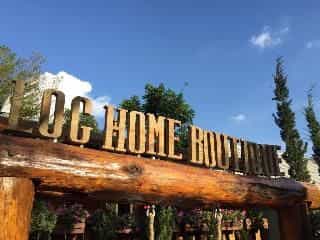 Loghome Boutique Loghome Boutique