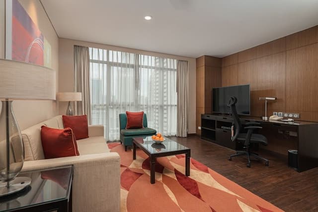 Deluxe Suite, 2 Bedrooms, City View