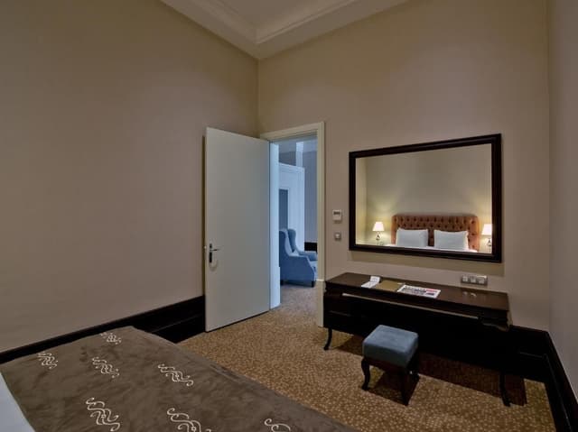 King Suite