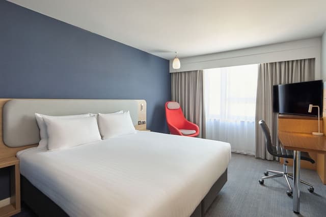 Standard Room (Free Hot Breakfast)