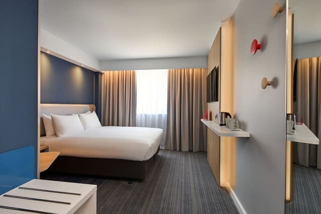 Standard Room (Free Hot Breakfast)