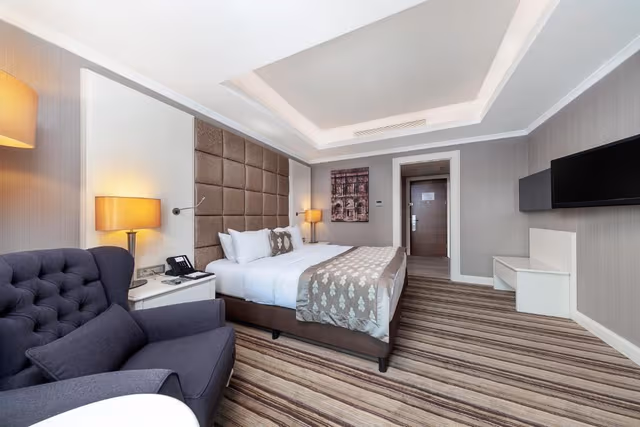 Deluxe Room with Prince's Islands View - Free Spa Access