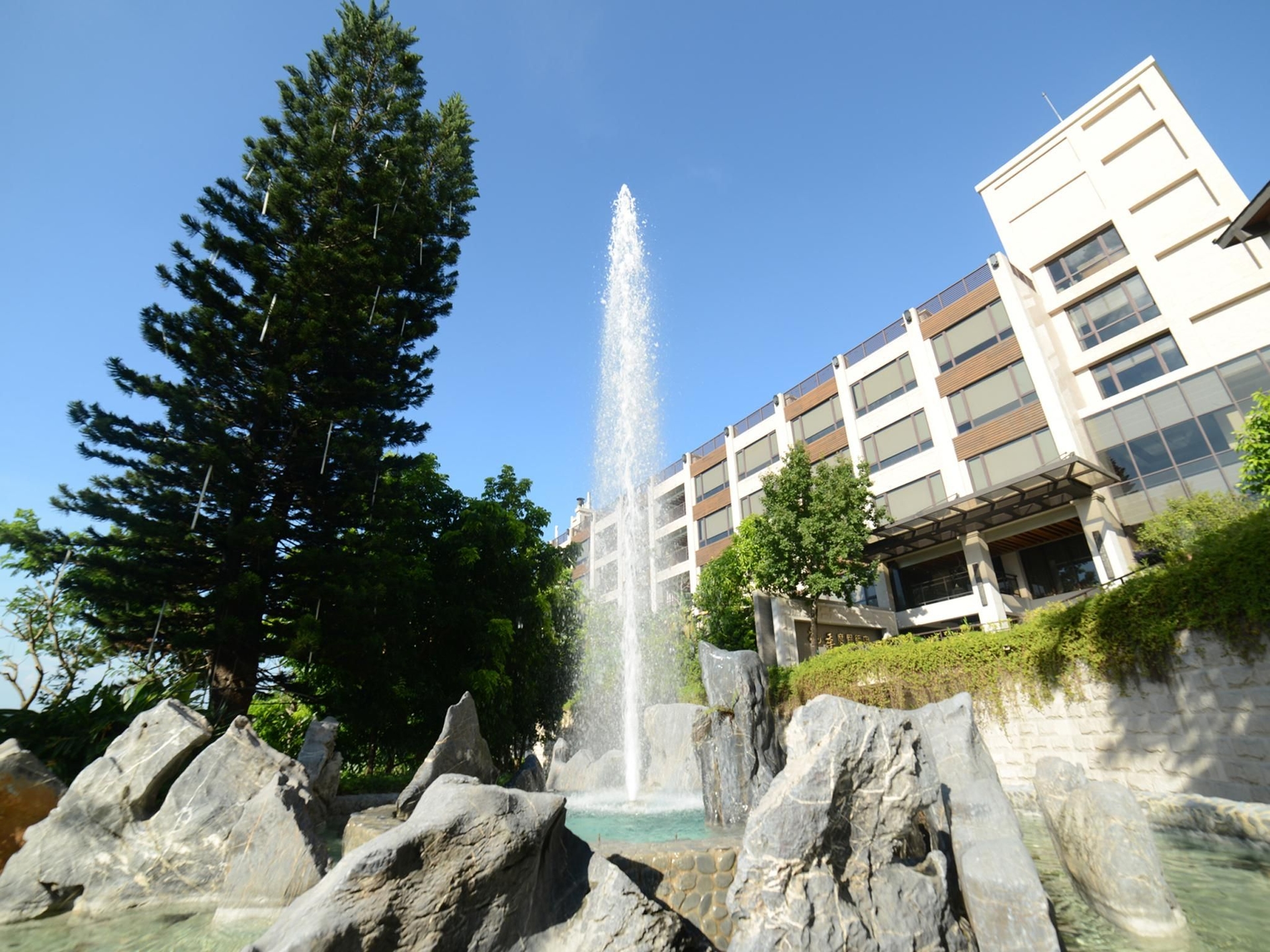 สปริง ฮิลล์ รีสอร์ท (Spring Hill Resort)2