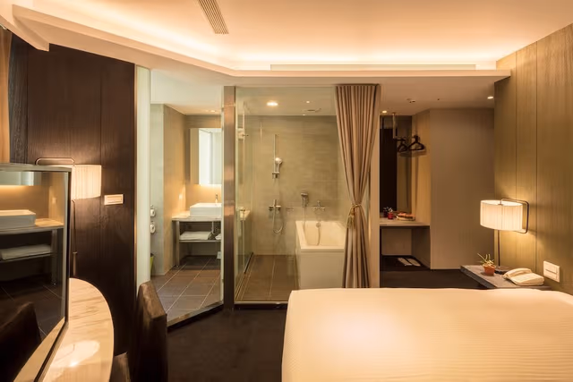 Deluxe Double Room, 1 Double Bed, Bathtub