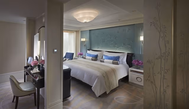Club Suite, 1 King Bed (Premier)