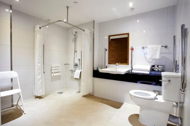 1 Double Bed Wheelchair Accessible Non-Smoking