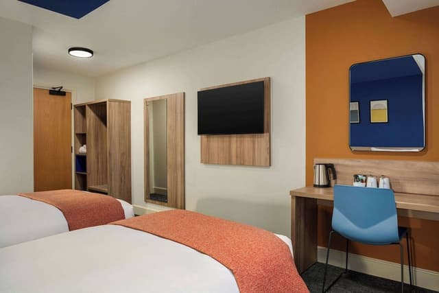 Room (Standard Twin)