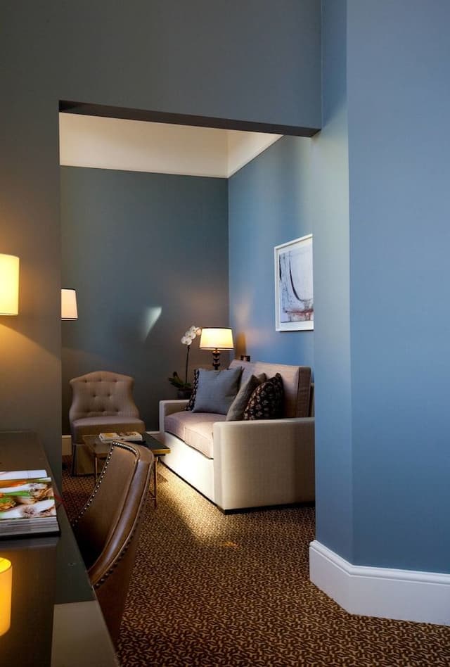 King Suite