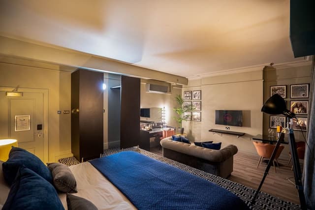 Junior Suite