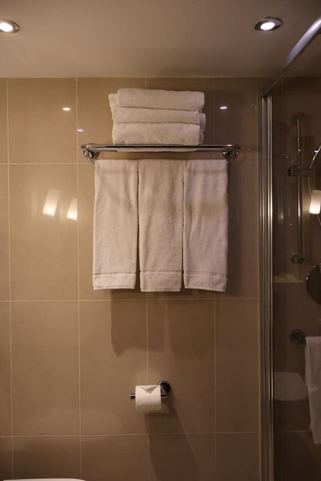 Deluxe Triple Front Facing