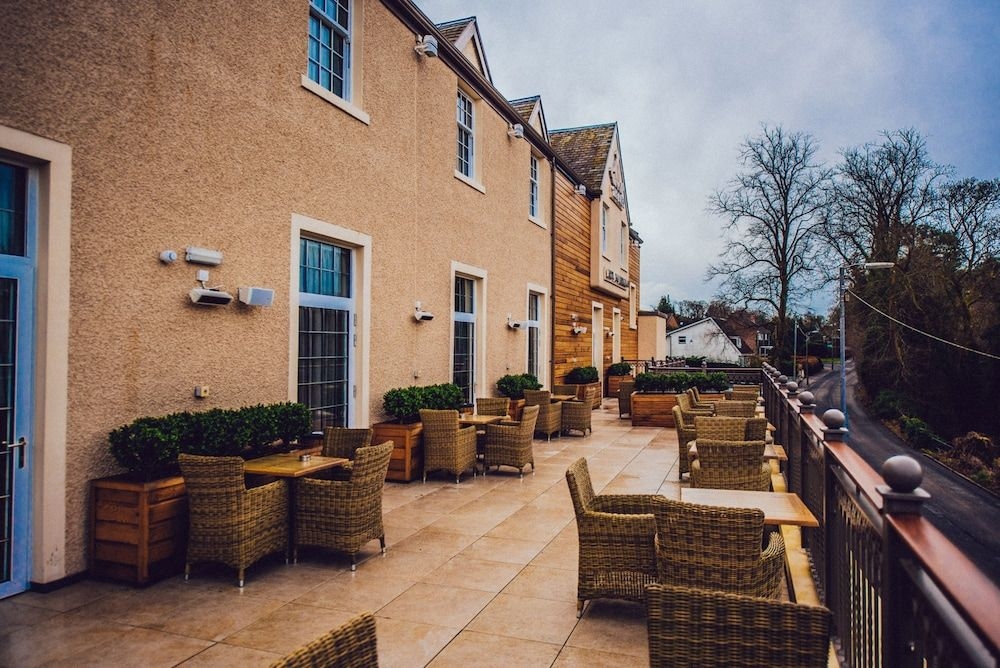 Busby Hotel4
