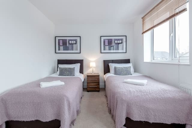 Classic Apartment, 3 Bedrooms (split level)