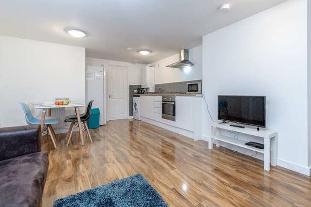 Luxury Apartment, 2 Bedrooms, Ground Floor