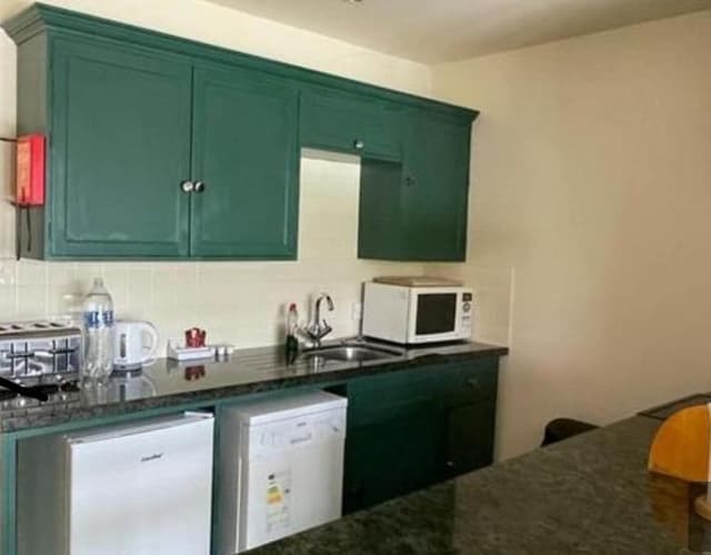 Apartment, Lake View