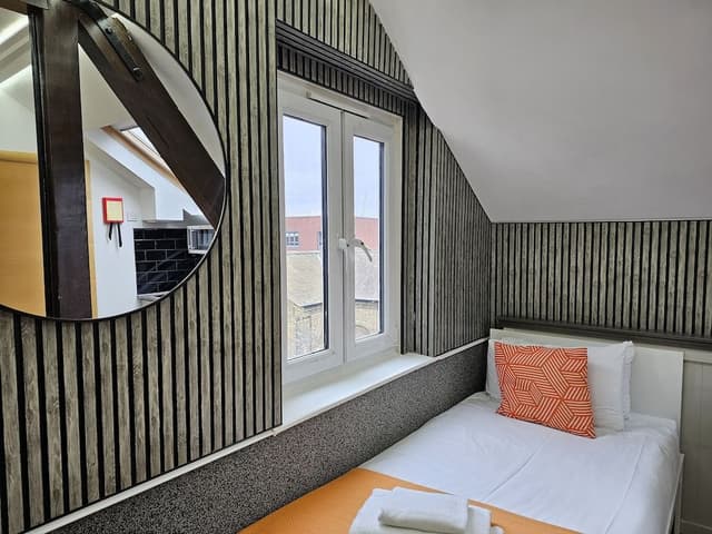 Single Room