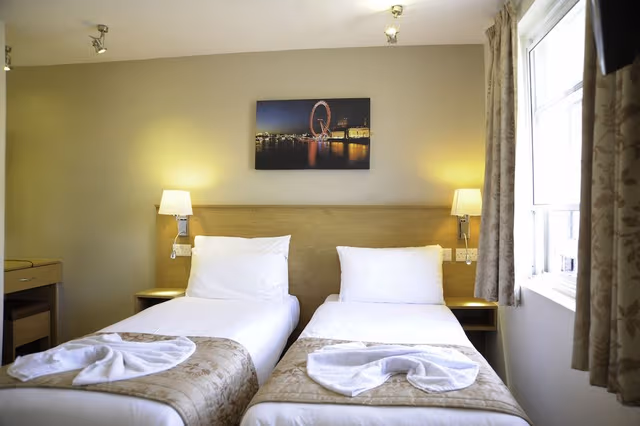Twin Room, 2 Twin Beds
