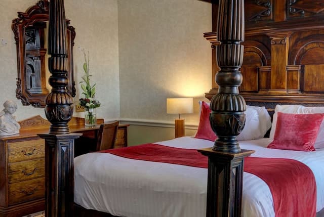 Suite, 1 King Bed, Non Smoking