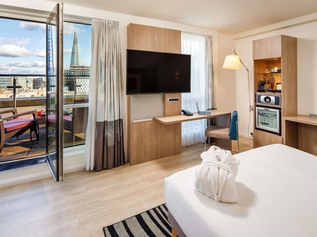 Premium Room, 1 Queen Bed, Balcony