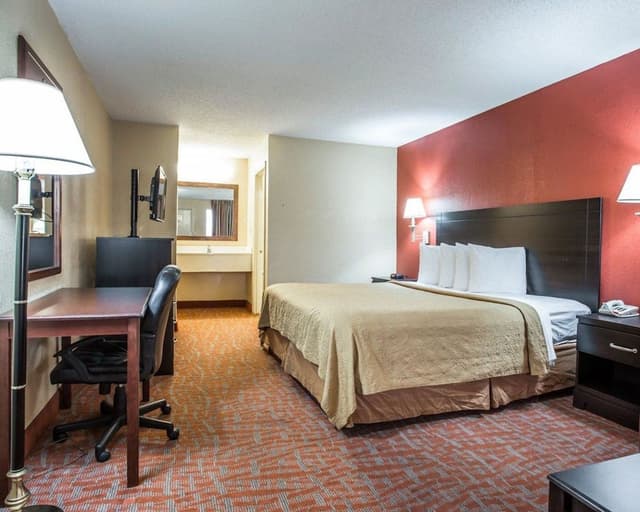 Standard Room, 1 King Bed, Non Smoking