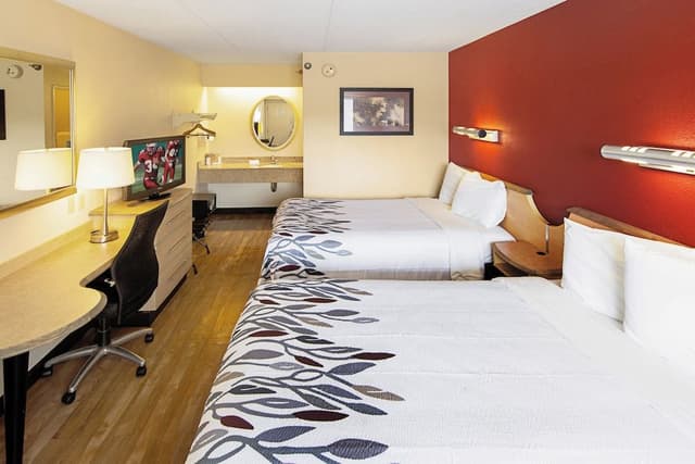 Deluxe Room, 2 Double Beds (Smoke Free)