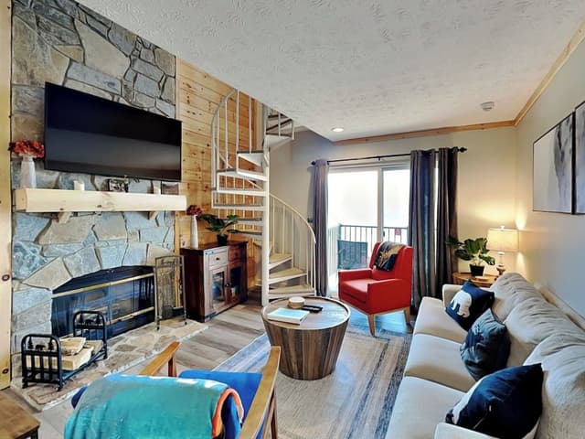 Condo (3 Bedrooms)