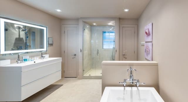 Waterfront Bougainvillea Two-Bedroom Master Suite