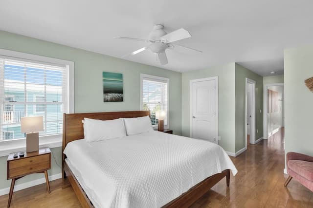 Zane Grey 3 Bedroom 3 Bathroom Townhome (Canal View, Off the Main Property, Non-Smoking)