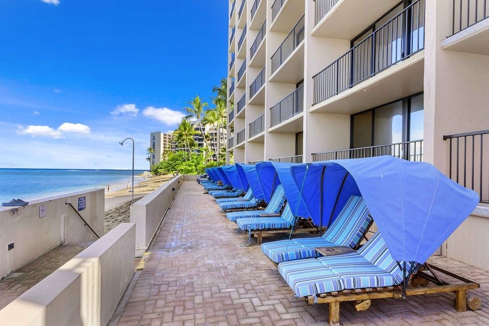 Kahana Beach Vacation Club2