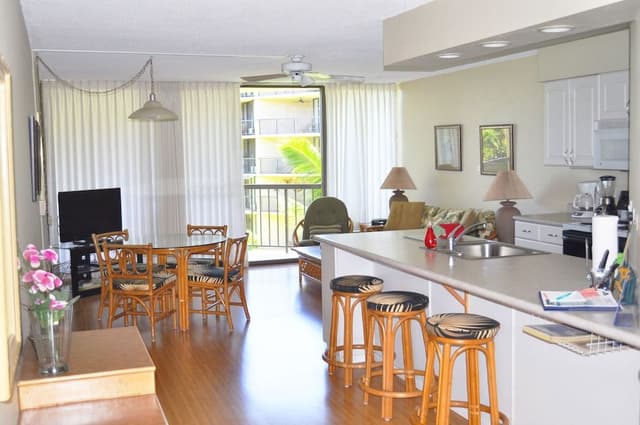 Suite, 1 Bedroom, 2 Bathrooms, Garden View