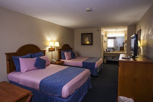 Standard Room, 2 Queen Beds, Non Smoking