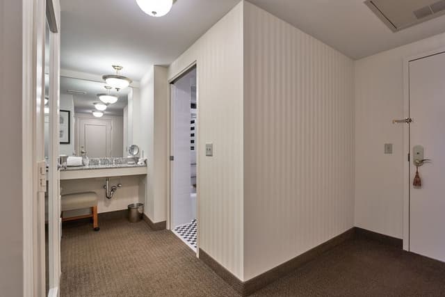 Room, 1 Queen Bed, Accessible