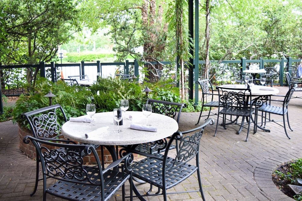 O HENRY HOTEL3