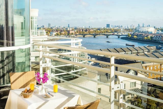 Abingdon & Kensington Penthouse Suite