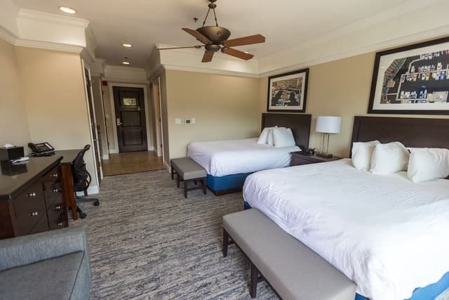 Deluxe Studio, 2 Double Beds, Kitchenette