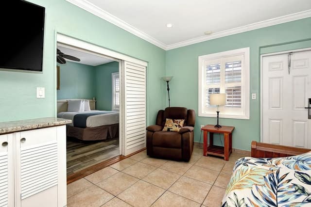 Deluxe Suite, 1 Bedroom, Kitchen