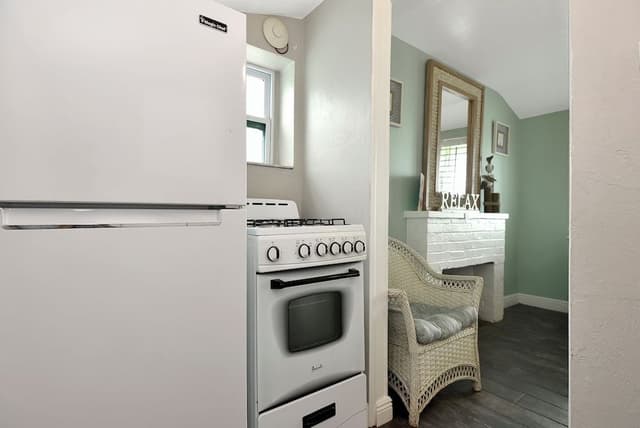 Cottage, 1 Queen Bed, Kitchen, Oceanfront, Pet Friendly