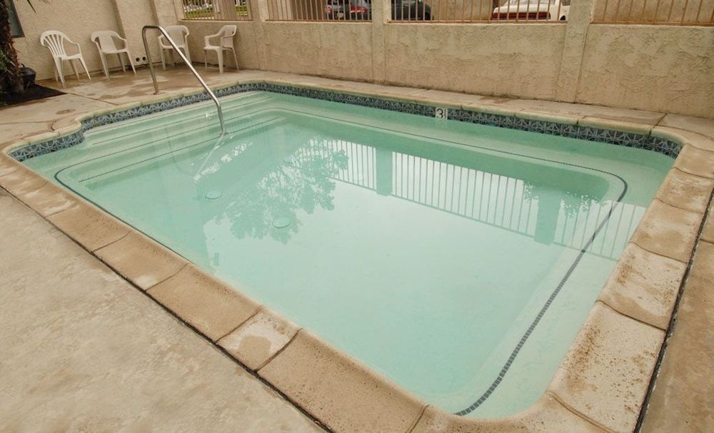 Regency Inn And Suites0